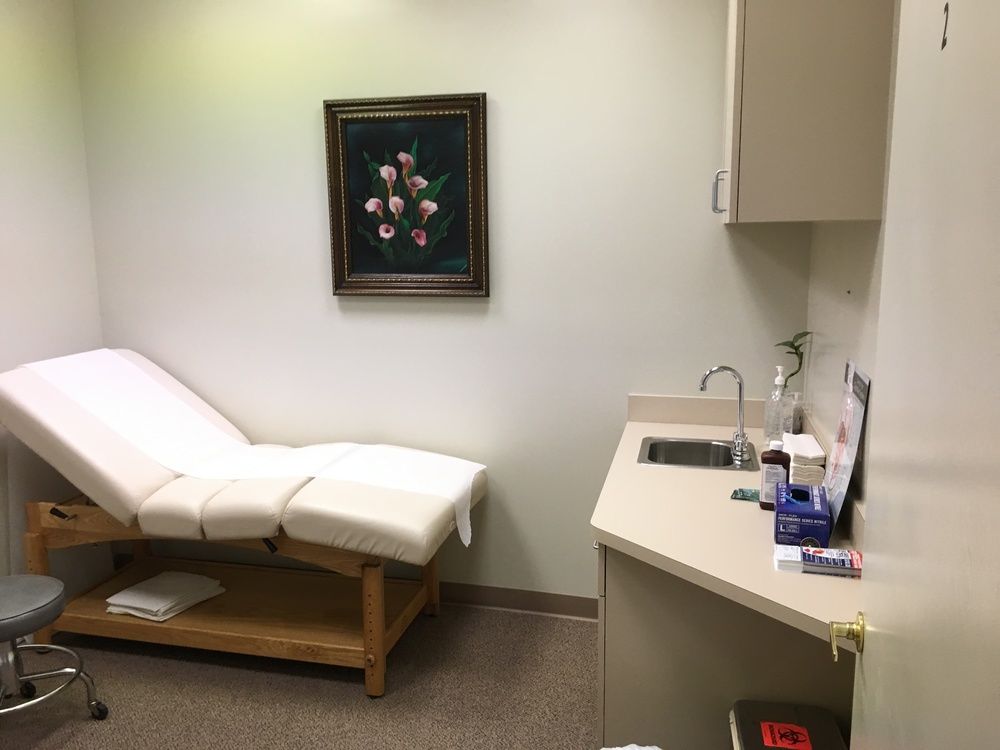 Class "A" Professional/Medical Space Near Hospital & US 1: 1680 SE Lyngate Dr, Port Saint Lucie, FL 34952